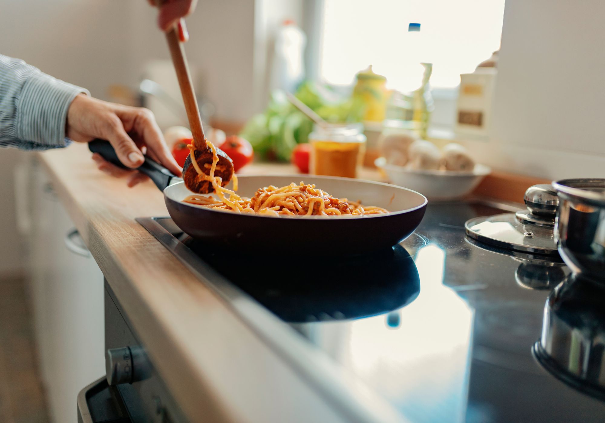 Кулинария, готовка как способ заработка 2023 - бизнес-идеи для женщин | Впервые мама